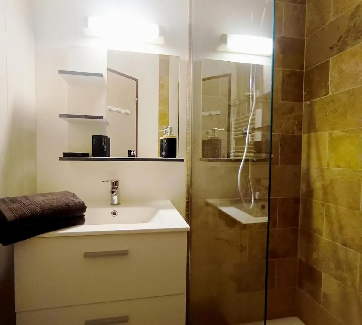 Le Nid Des Bains - Climatise - Piscine Partagee Apartment Digne-les-Bains